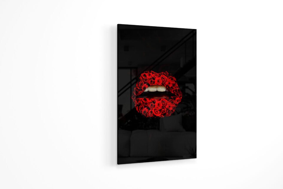 Glass Wall Art - Rose Lips